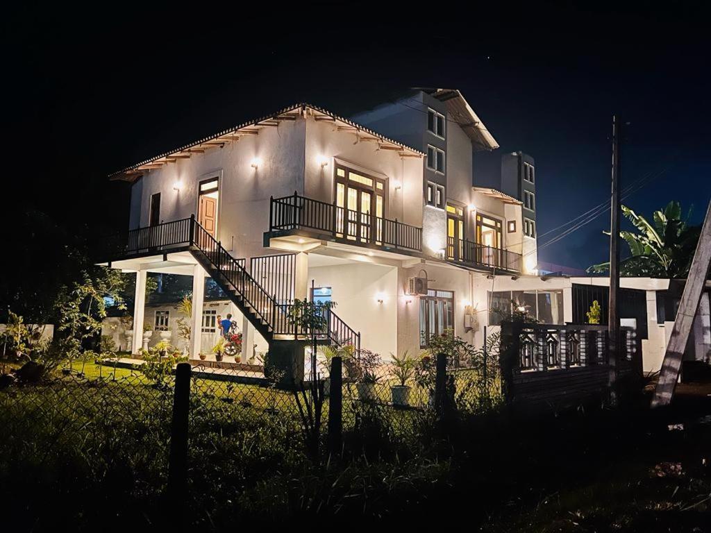 Theon Resort Anuradhapura Luaran gambar