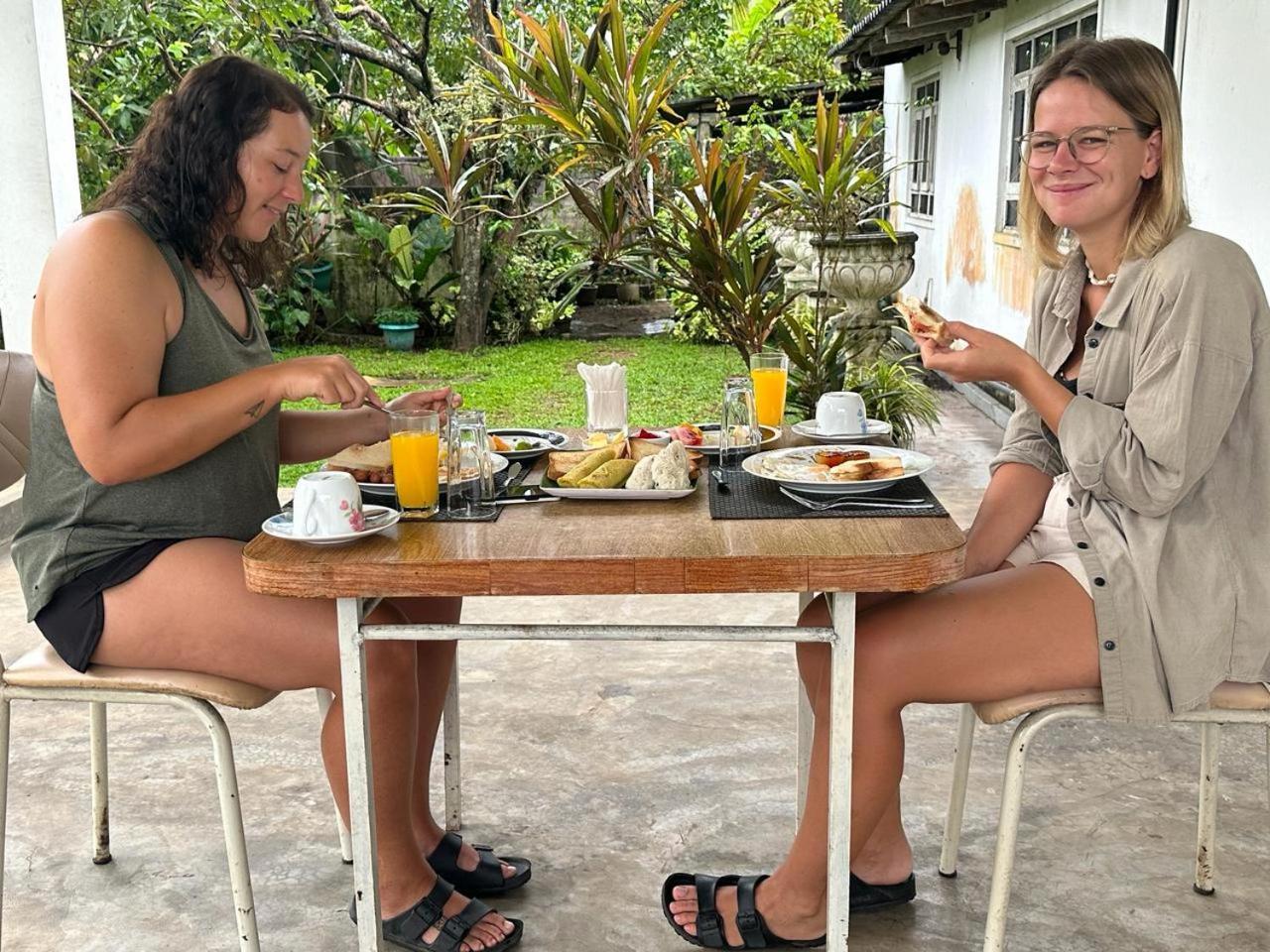 Theon Resort Anuradhapura Luaran gambar
